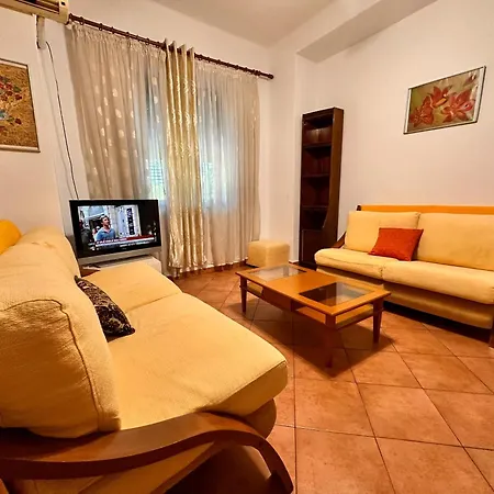 Apartman Garden View *